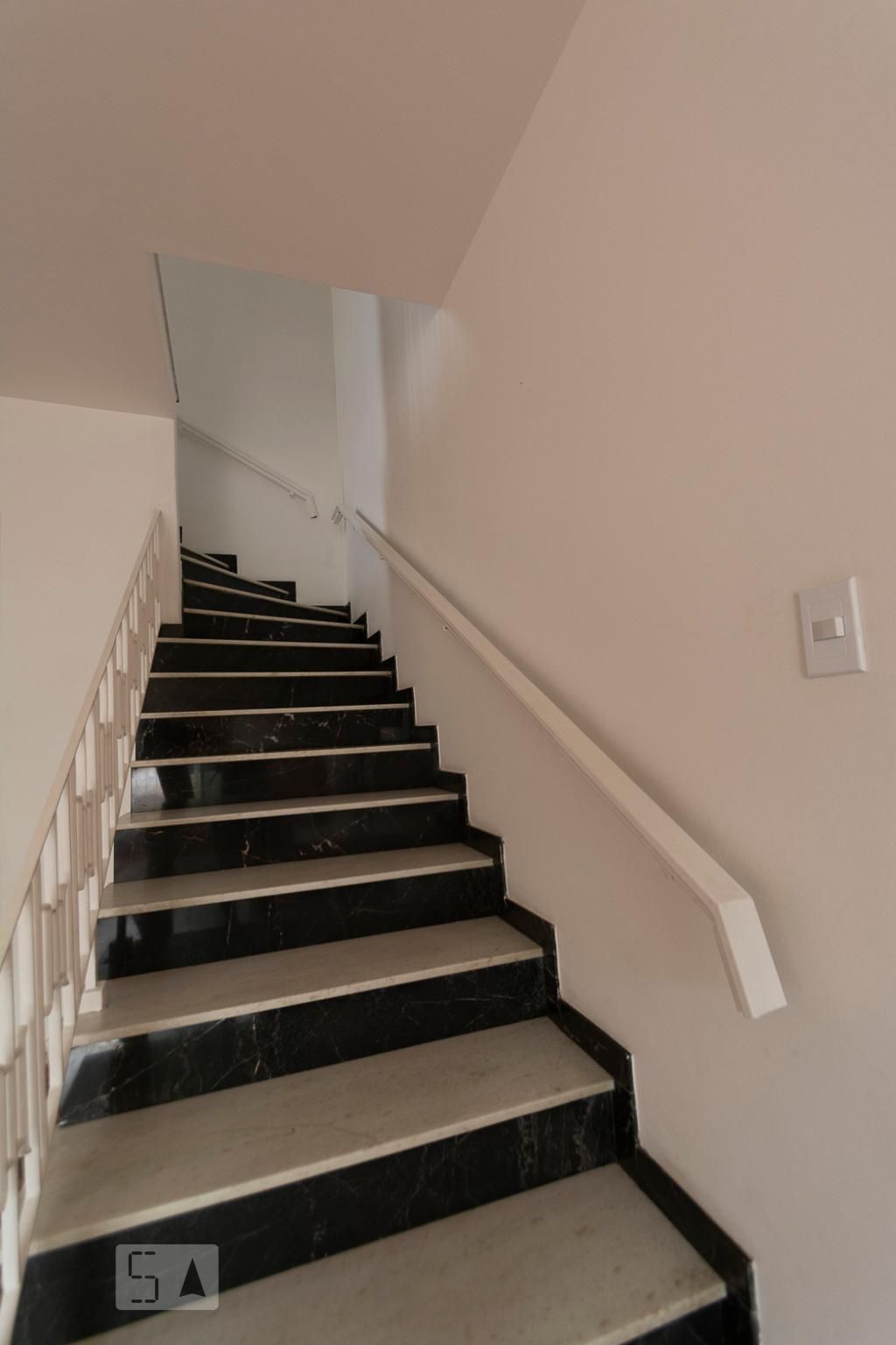 Casa, 5 quartos, 300 m² - Foto 9