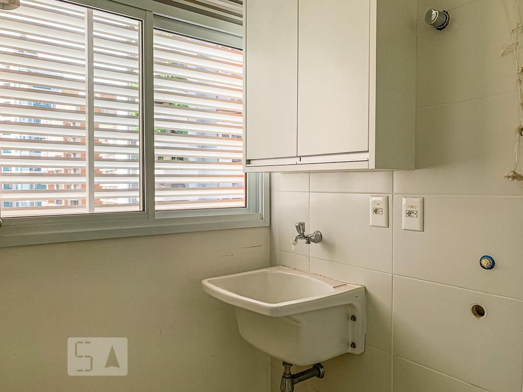 Apartamento à Venda - Cambuí, 2 Quartos,  126 m2 em , Campinas - sp | SoloBR