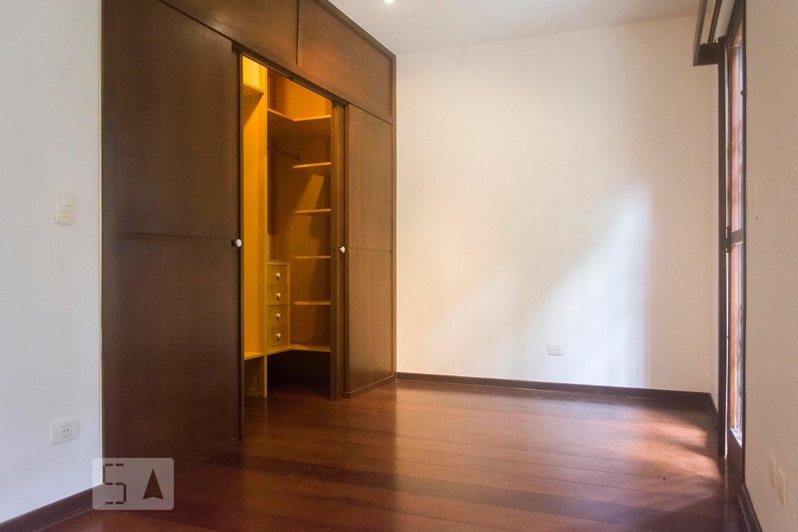 Casa, 3 quartos, 244 m² - Foto 27