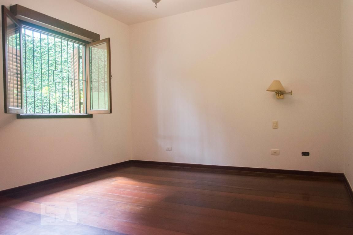 Casa, 3 quartos, 244 m² - Foto 23