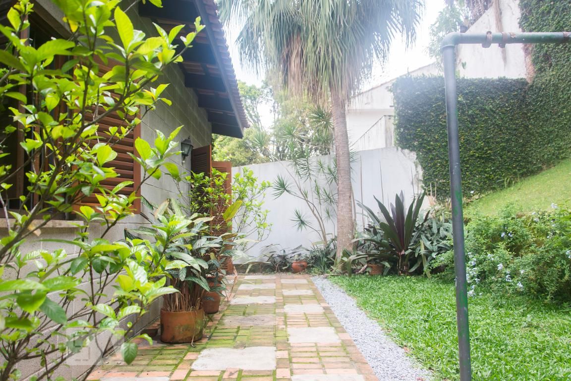 Casa, 3 quartos, 244 m² - Foto 50