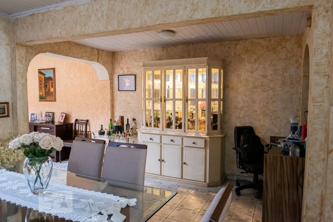Casa, 3 quartos, 240 m² - Foto 9