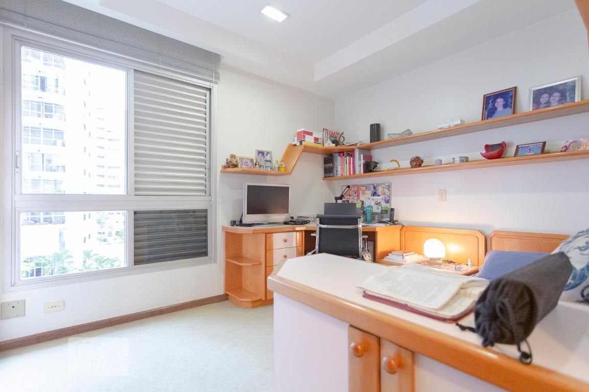 Apartamento, 3 quartos, 198 m² - Foto 26