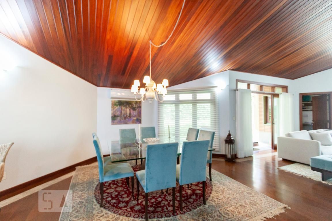 Casa à Venda - Mansões Santo Antônio, 4 Quartos,  400 m2 em , Campinas - sp | SoloBR