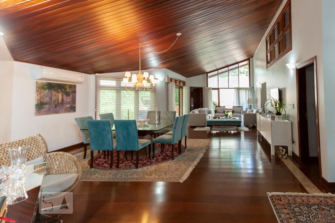 Casa à Venda - Mansões Santo Antônio, 4 Quartos,  400 m2 em , Campinas - sp | SoloBR