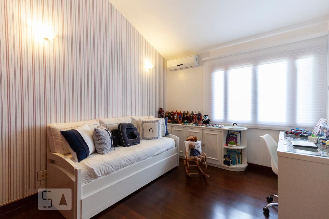 Casa à Venda - Mansões Santo Antônio, 4 Quartos,  400 m2 em , Campinas - sp | SoloBR