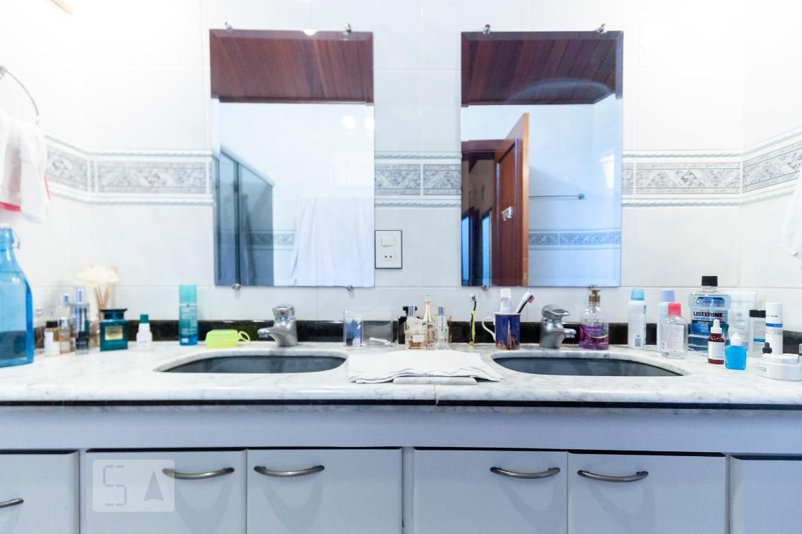 Casa à Venda - Mansões Santo Antônio, 4 Quartos,  400 m2 em , Campinas - sp | SoloBR