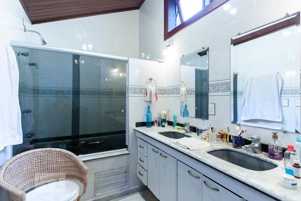 Casa à Venda - Mansões Santo Antônio, 4 Quartos,  400 m2 em , Campinas - sp | SoloBR