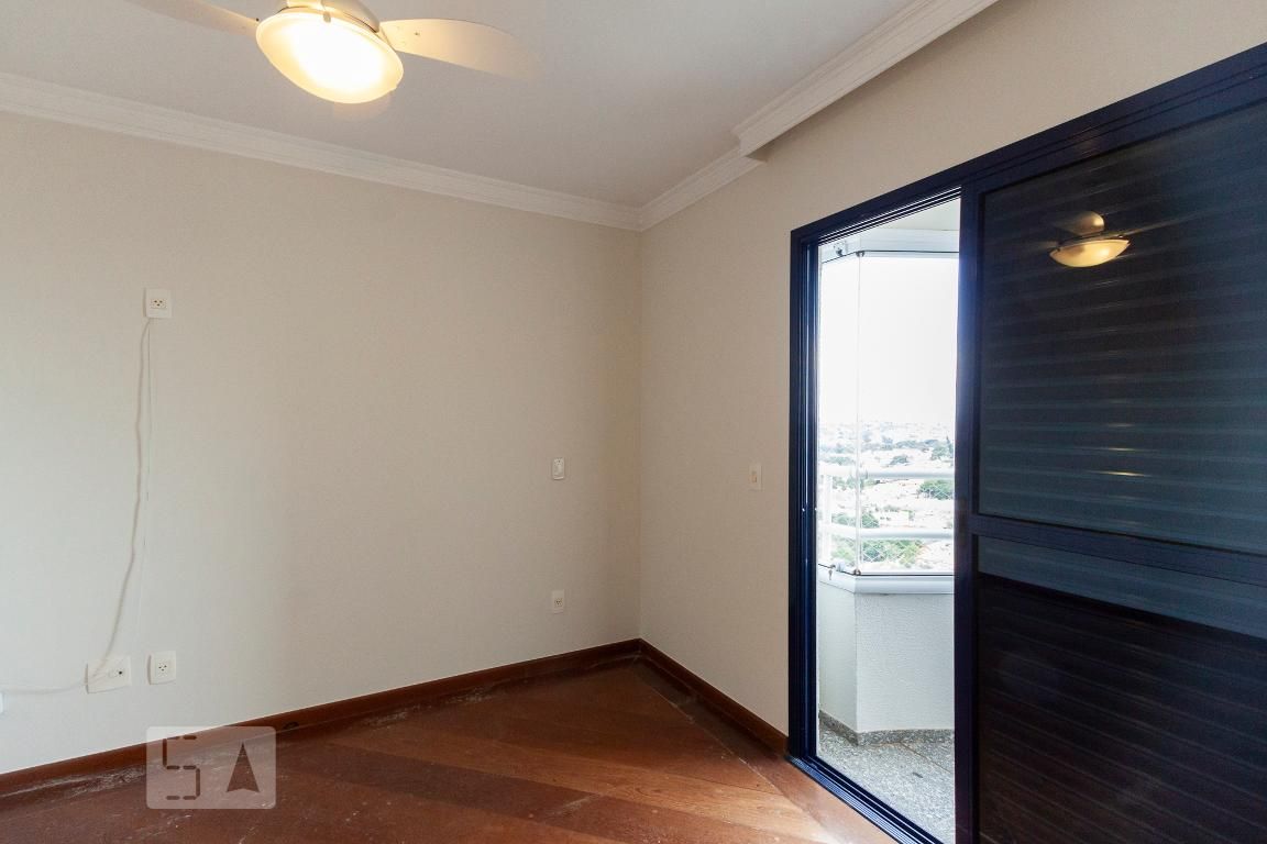 Apartamento à Venda - Mansões Santo Antônio, 3 Quartos,  250 m2 em , Campinas - sp | SoloBR