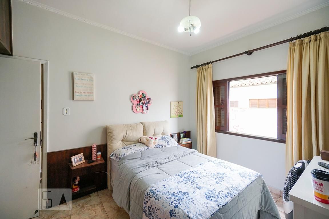 Casa, 4 quartos, 220 m² - Foto 44