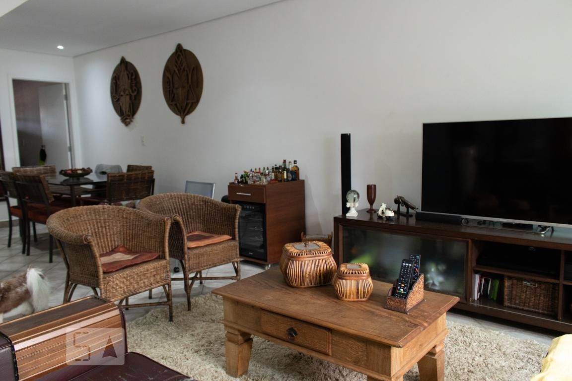 Casa, 3 quartos, 250 m² - Foto 3