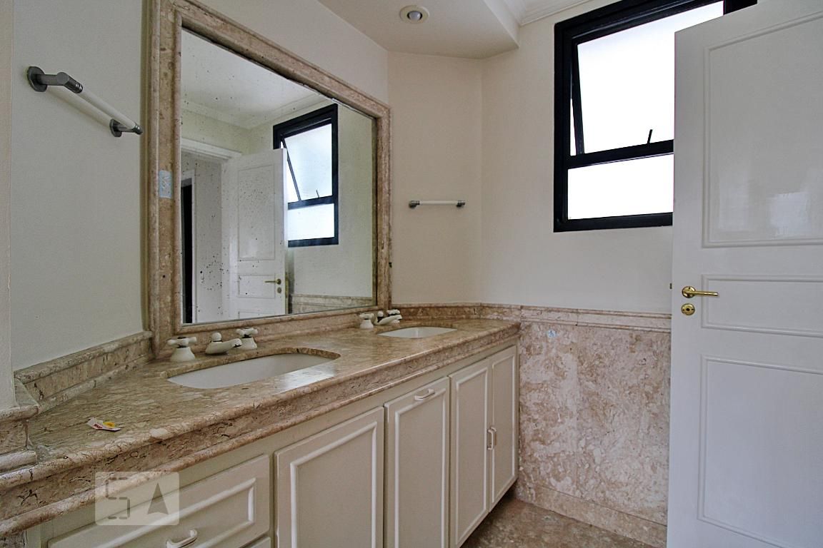 Apartamento, 3 quartos, 240 m² - Foto 28