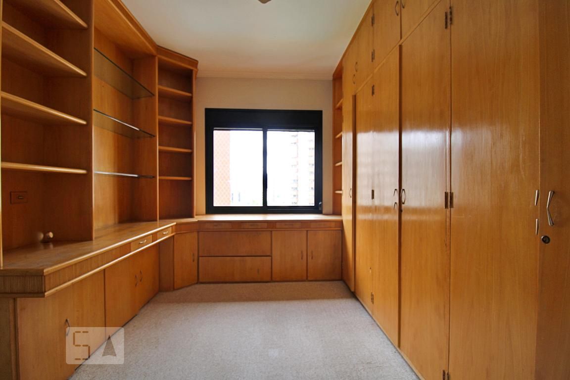 Apartamento, 3 quartos, 240 m² - Foto 32