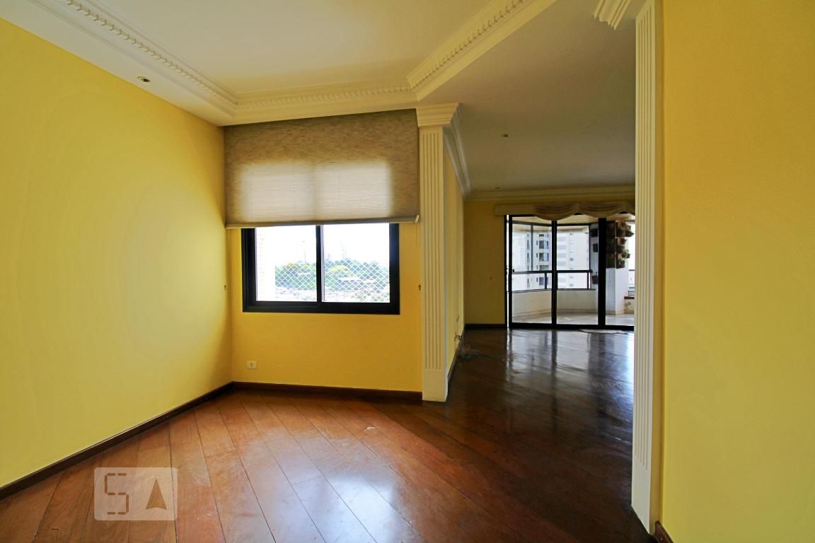Apartamento, 3 quartos, 240 m² - Foto 2
