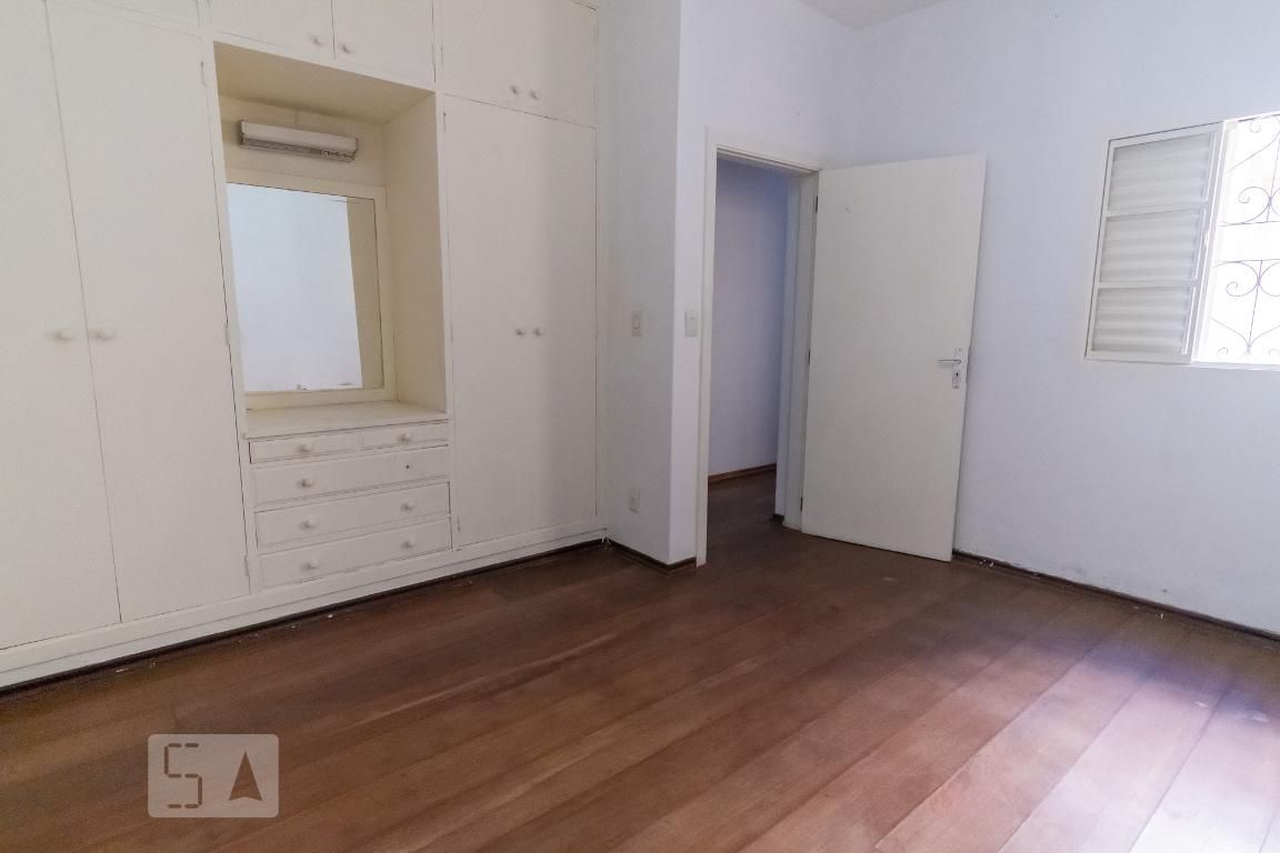 Casa à Venda - Cambuí, 3 Quartos,  213 m2 em , Campinas - sp | SoloBR