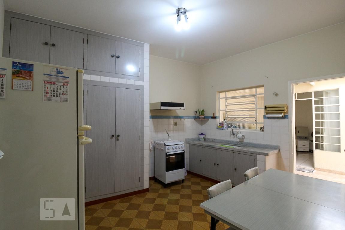 Casa, 3 quartos, 235 m² - Foto 33