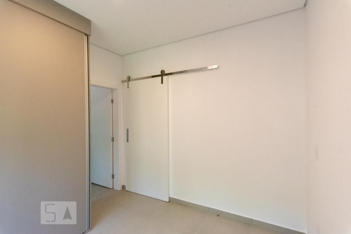 Casa à Venda - Centro, 1 Quarto,  36 m2 em , Campinas - sp | SoloBR