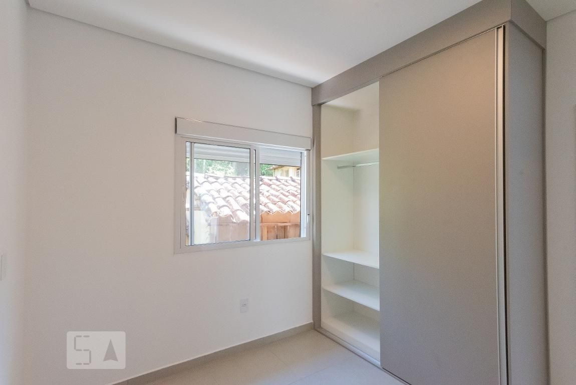 Casa à Venda - Centro, 1 Quarto,  36 m2 em , Campinas - sp | SoloBR