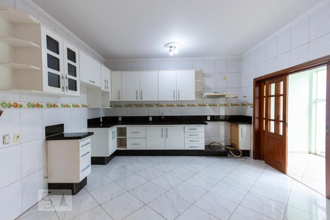 Casa à Venda - Mansões Santo Antônio, 4 Quartos,  380 m2 em , Campinas - sp | SoloBR