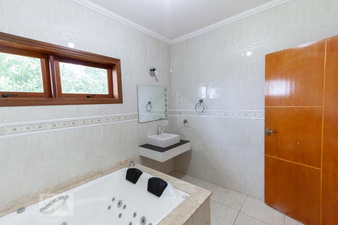 Casa à Venda - Mansões Santo Antônio, 4 Quartos,  380 m2 em , Campinas - sp | SoloBR