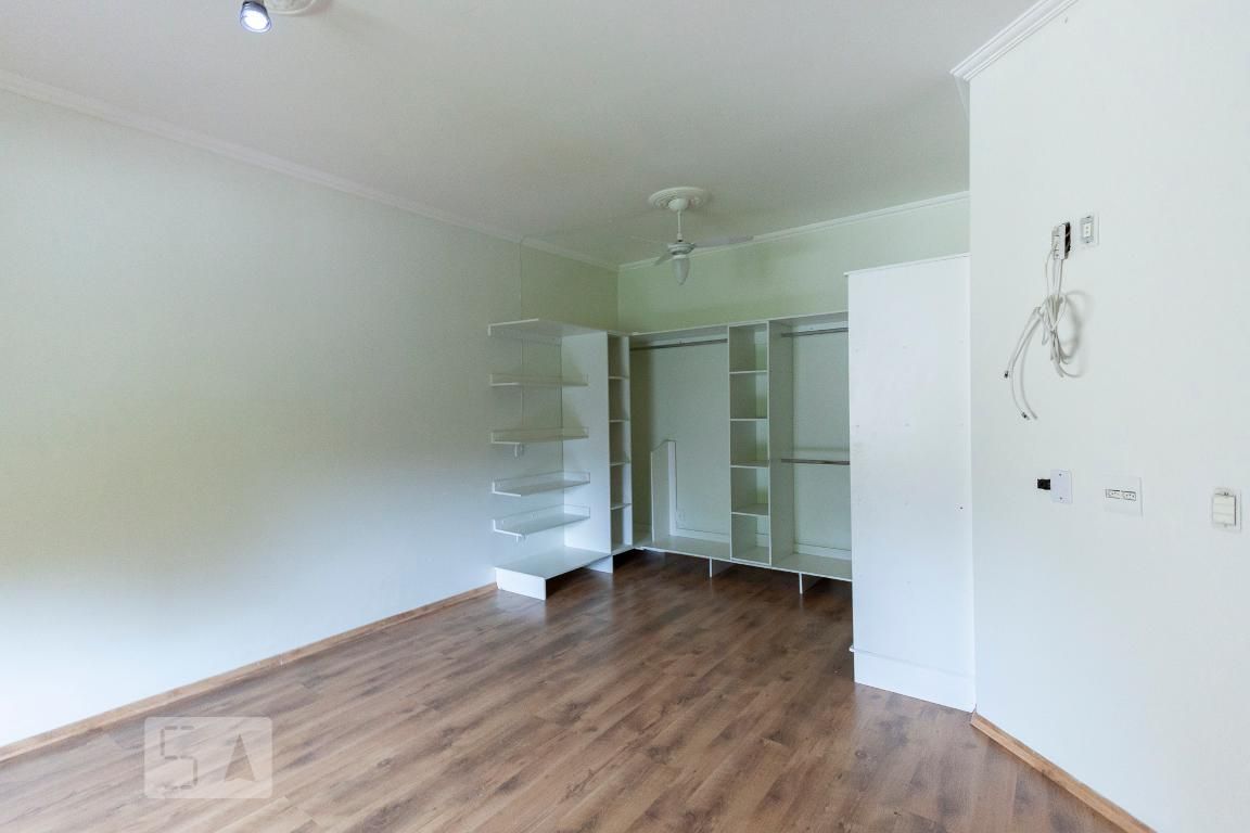 Casa à Venda - Mansões Santo Antônio, 4 Quartos,  380 m2 em , Campinas - sp | SoloBR