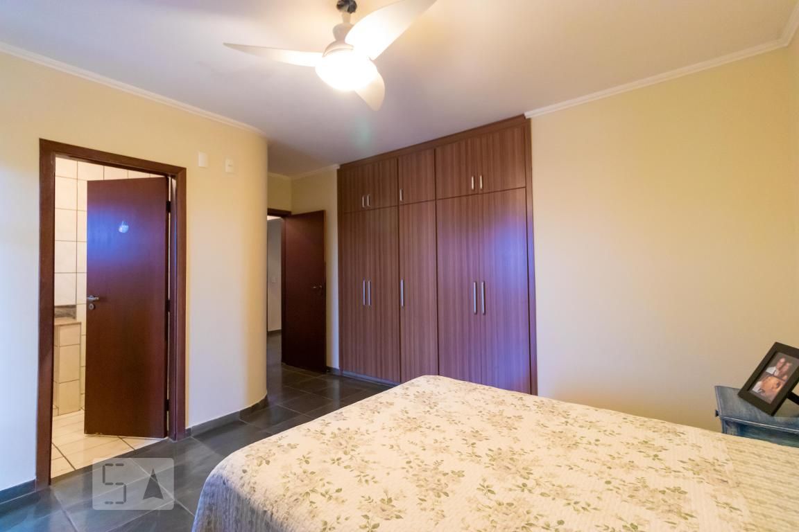 Casa à Venda - Vila Brandina, 4 Quartos,  590 m2 em , Campinas - sp | SoloBR