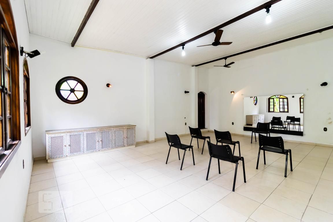 Casa, 2 quartos, 130 m² - Foto 1