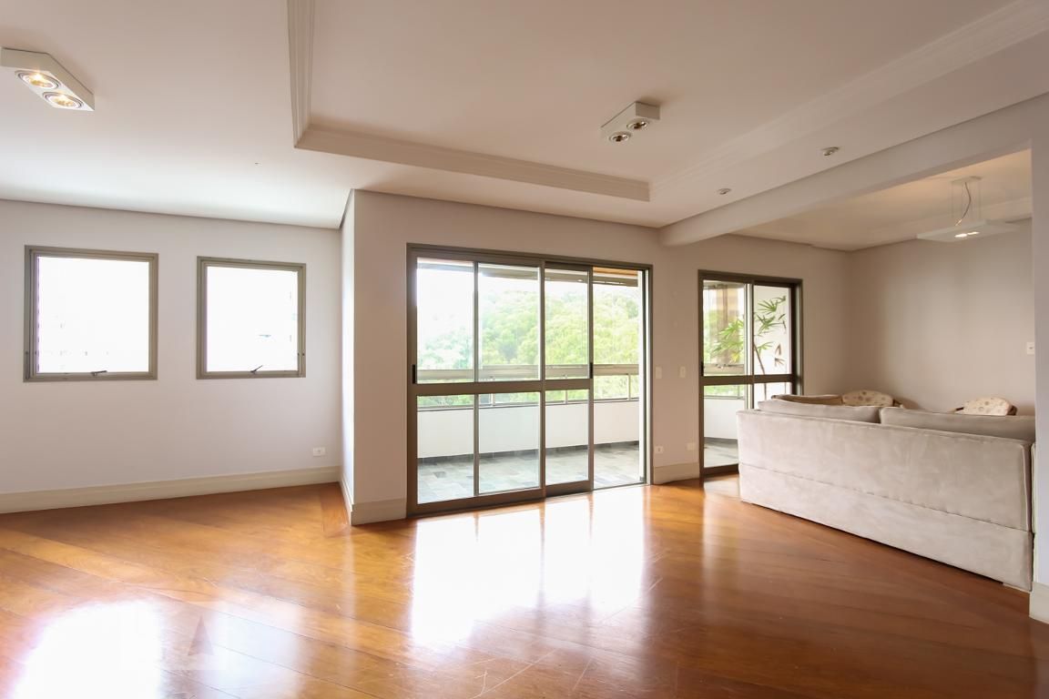 Apartamento, 3 quartos, 192 m² - Foto 1