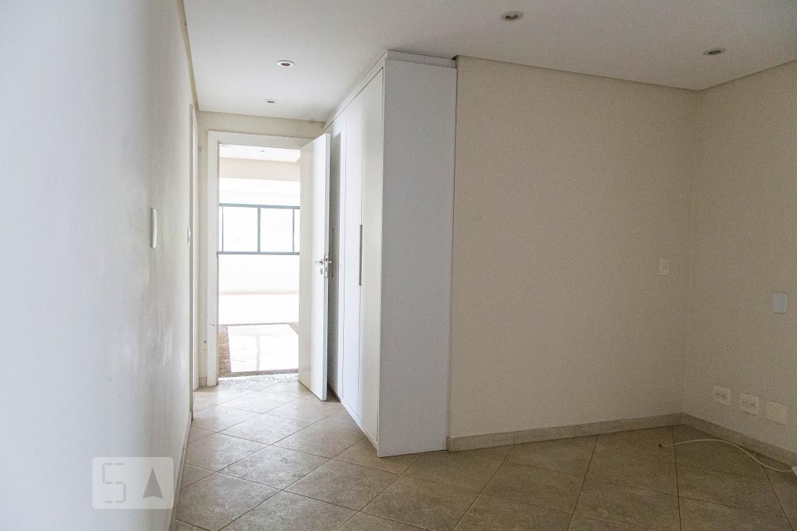 Apartamento, 4 quartos, 252 m² - Foto 28