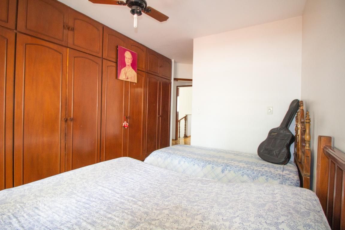 Casa, 3 quartos, 256 m² - Foto 30