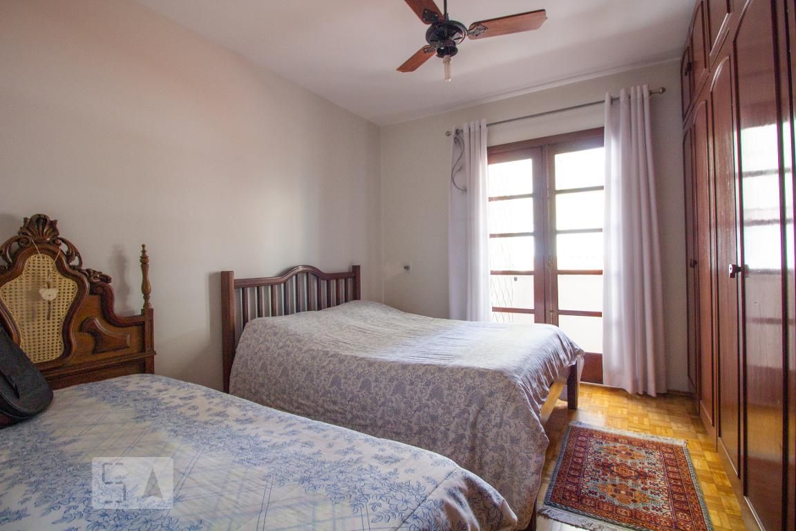 Casa, 3 quartos, 256 m² - Foto 26