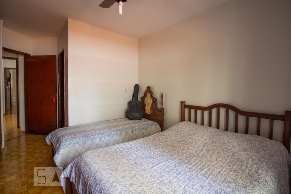 Casa, 3 quartos, 256 m² - Foto 27