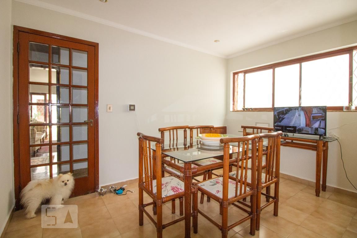 Casa, 3 quartos, 256 m² - Foto 47