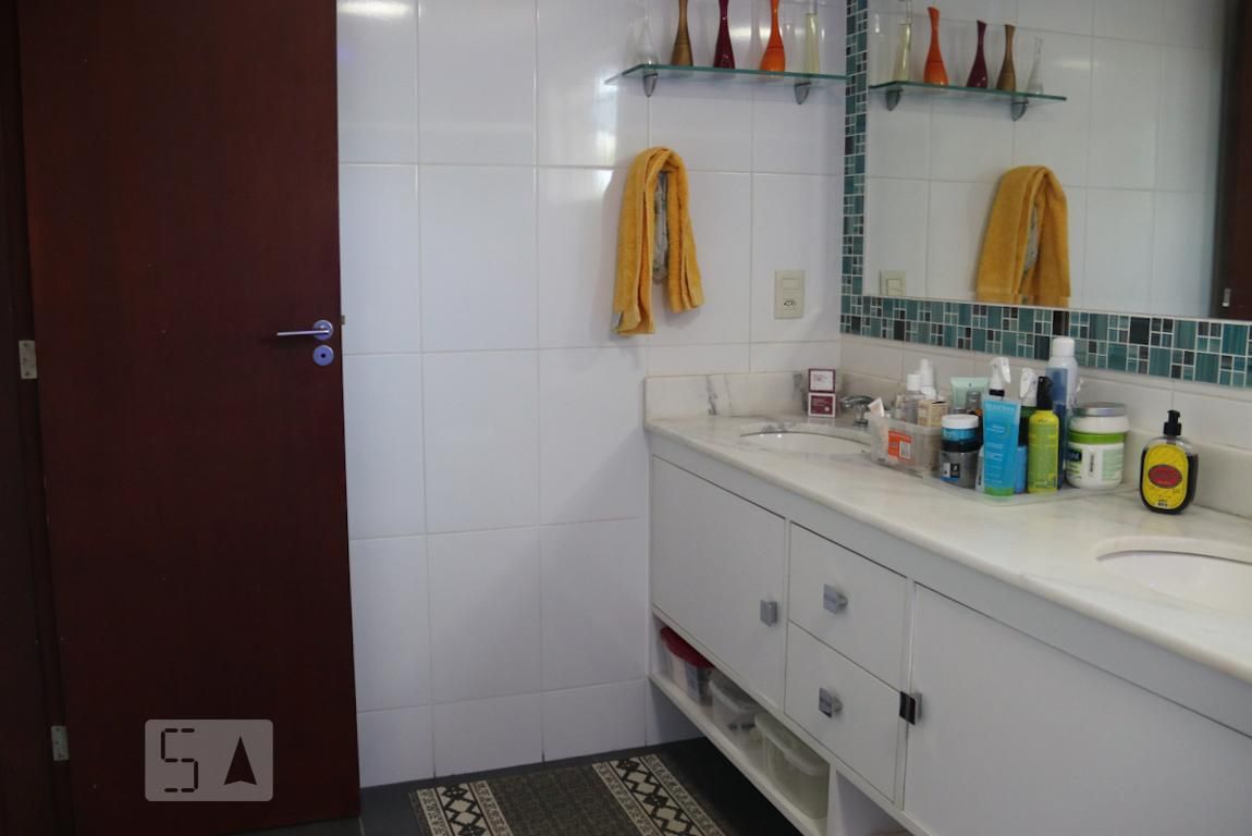 Casa, 4 quartos, 260 m² - Foto 37