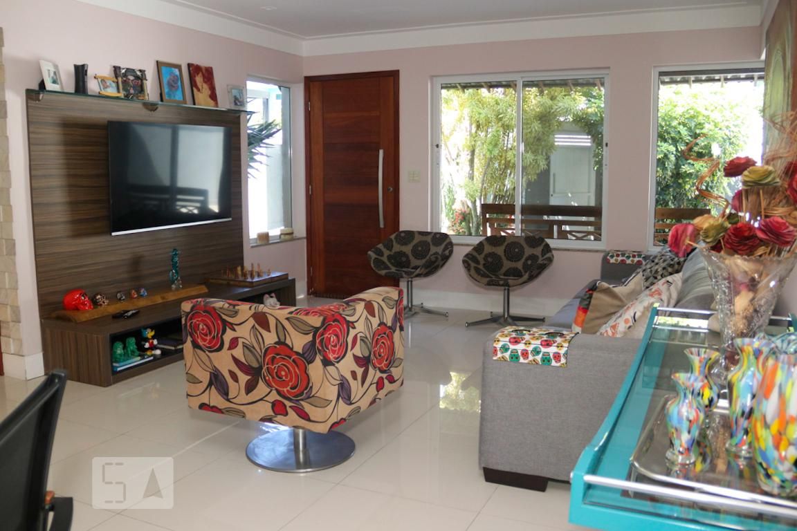 Casa, 4 quartos, 260 m² - Foto 1
