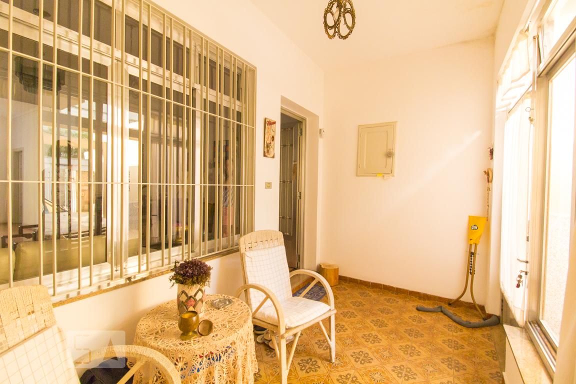 Casa, 3 quartos, 230 m² - Foto 2