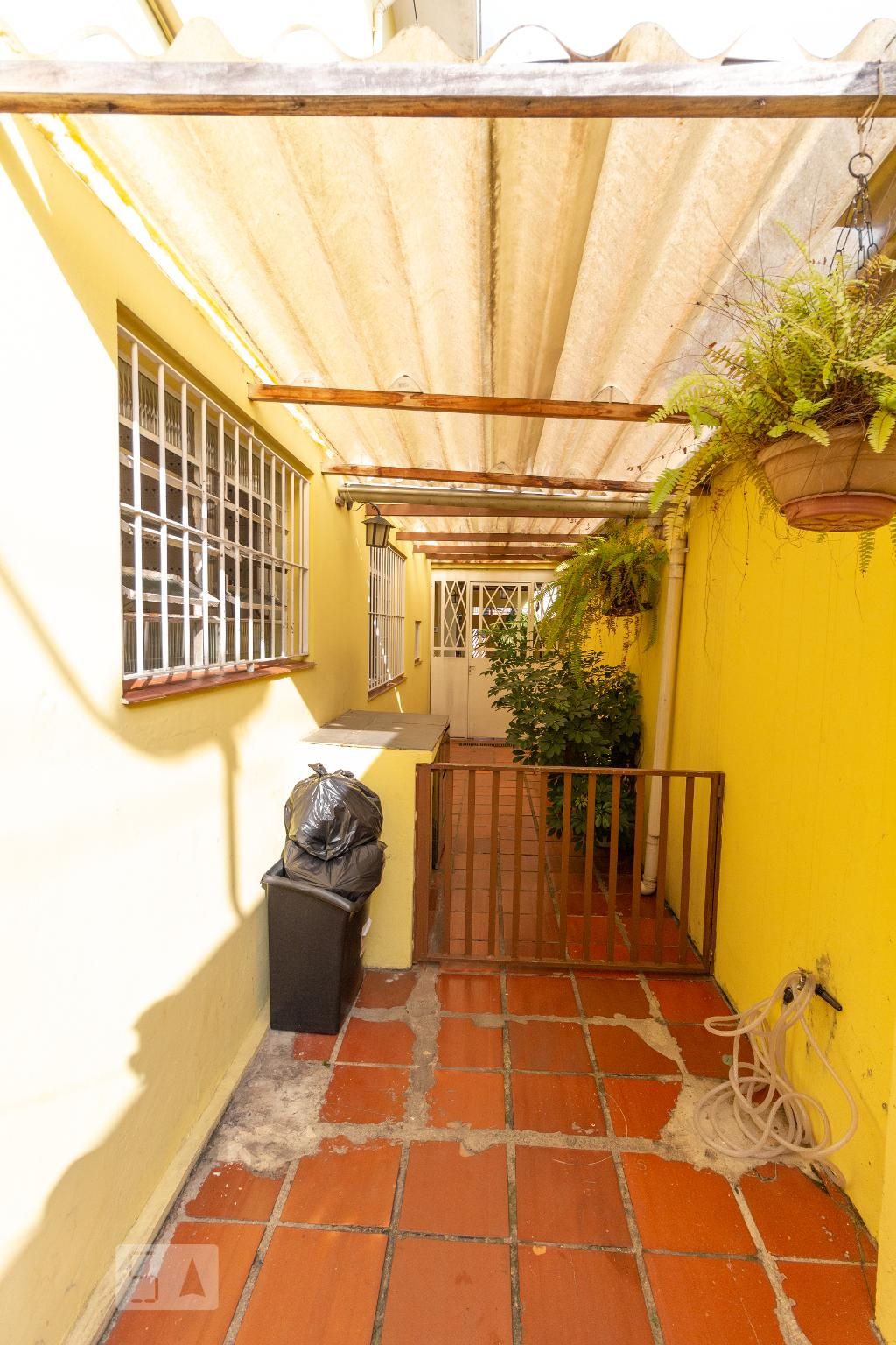 Casa, 3 quartos, 210 m² - Foto 44