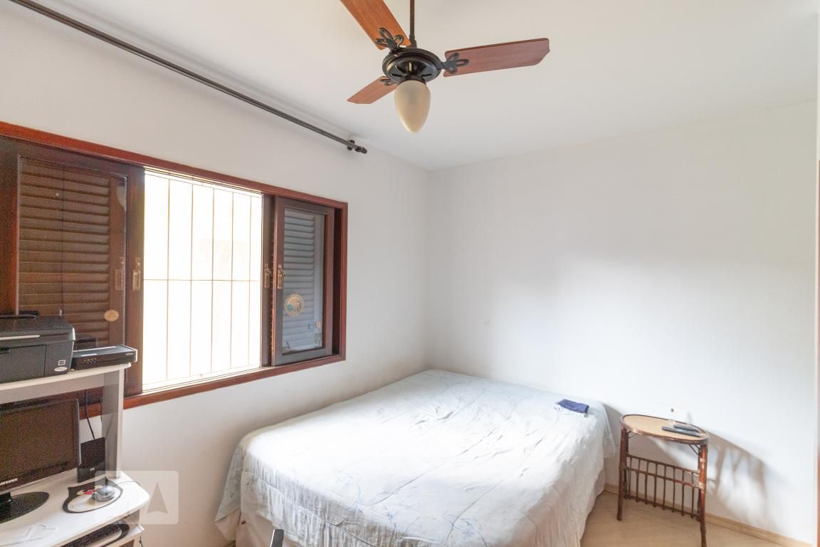 Casa, 3 quartos, 210 m² - Foto 24