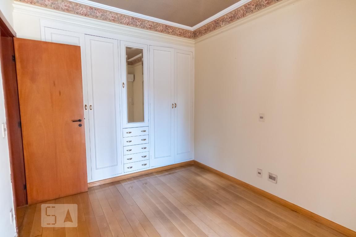 Apartamento à Venda - Cambuí, 5 Quartos,  240 m2 em , Campinas - sp | SoloBR