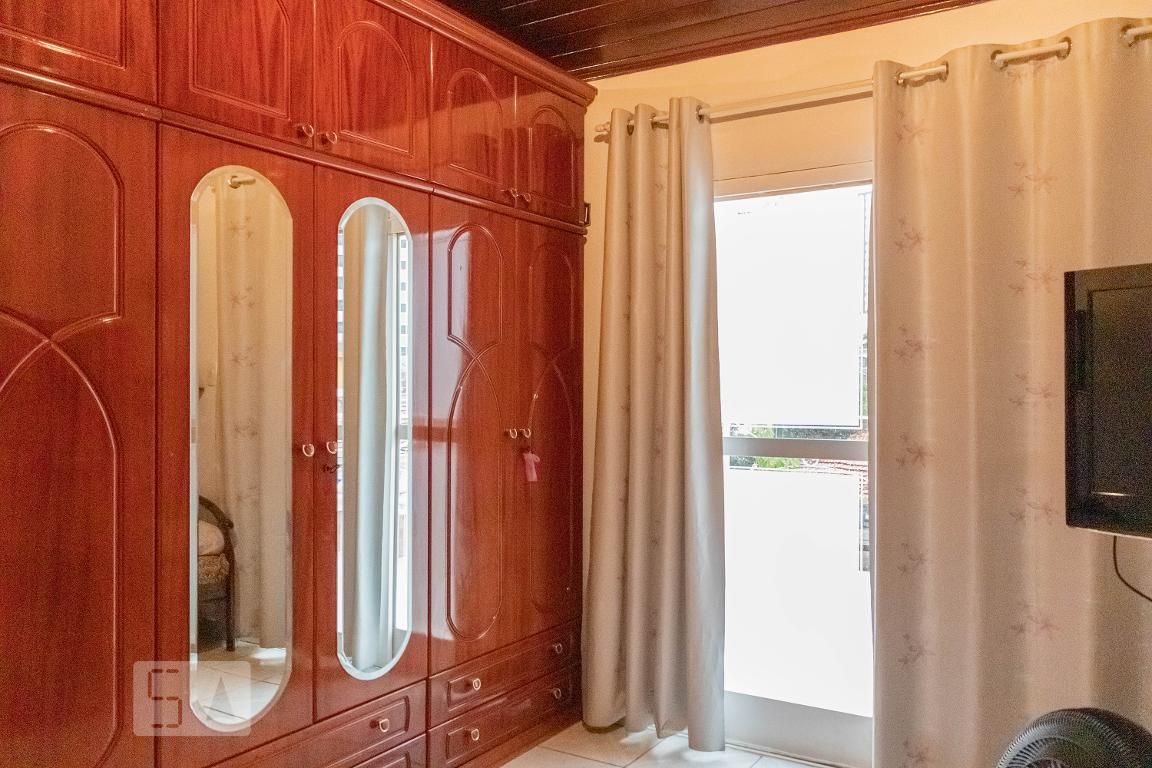 Casa, 4 quartos, 240 m² - Foto 52