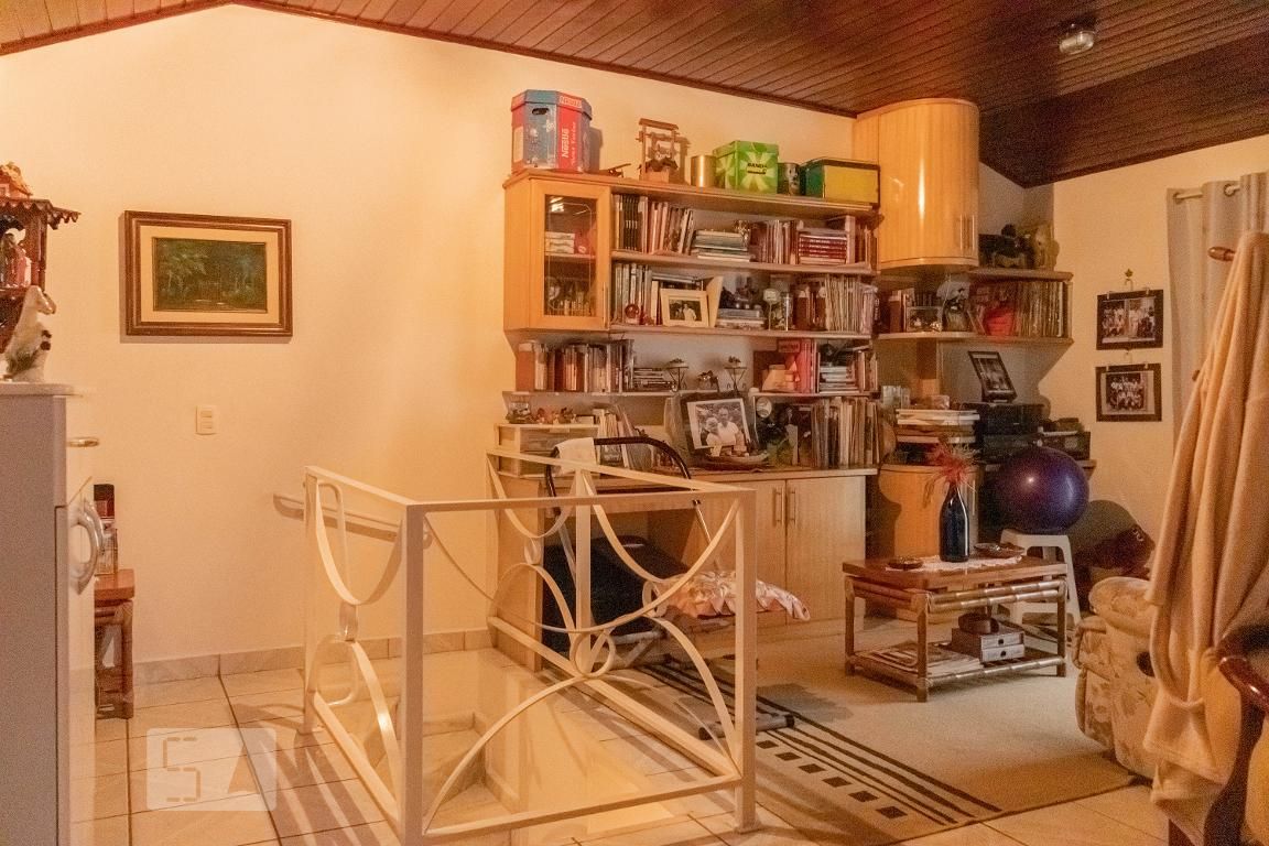 Casa, 4 quartos, 240 m² - Foto 55