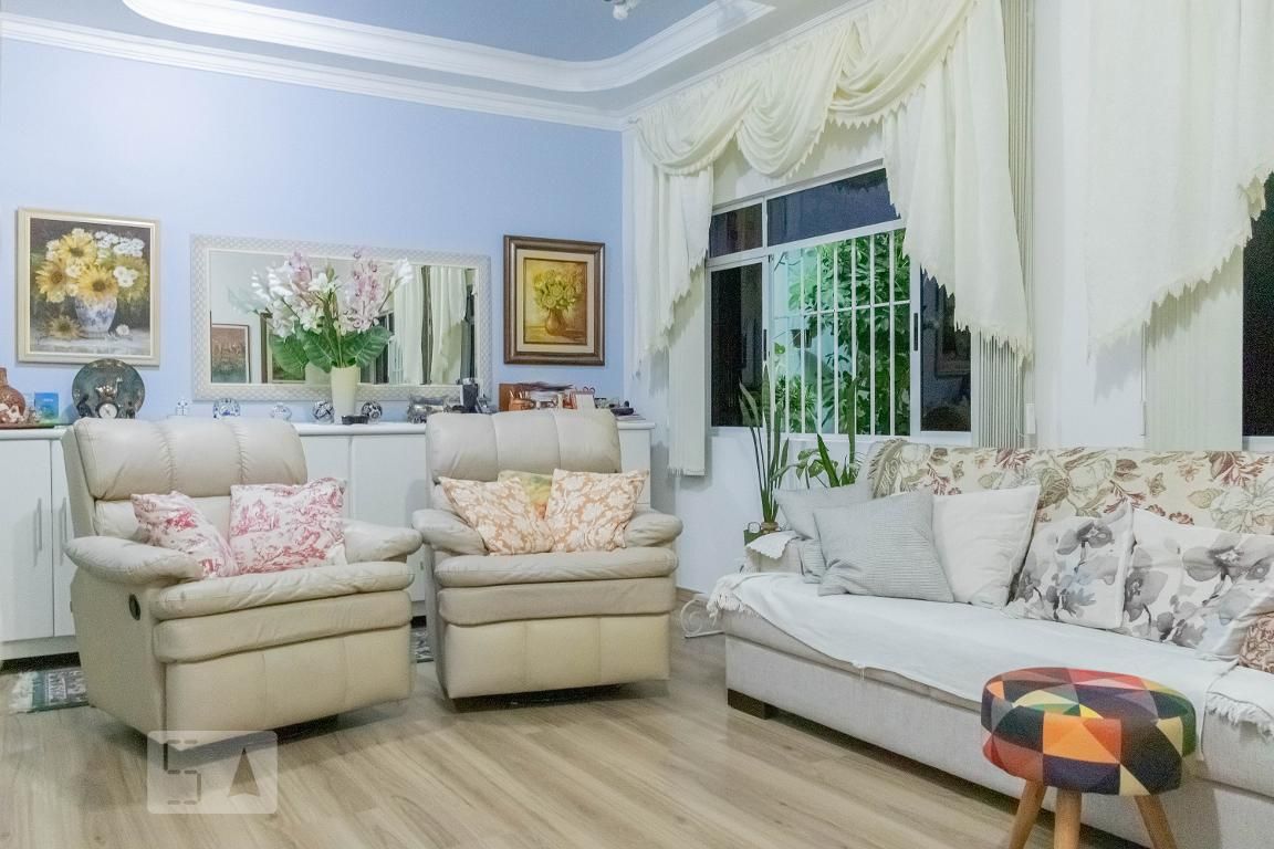Casa, 4 quartos, 240 m² - Foto 3