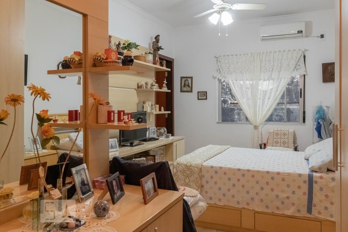 Casa, 4 quartos, 240 m² - Foto 34