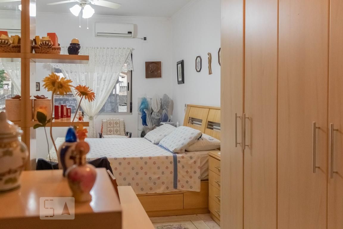 Casa, 4 quartos, 240 m² - Foto 35