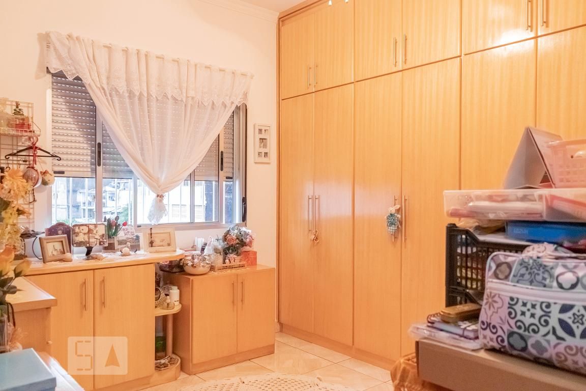 Casa, 4 quartos, 240 m² - Foto 44