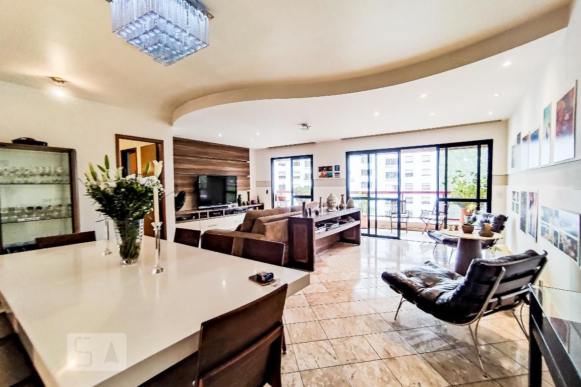Apartamento, 3 quartos, 160 m² - Foto 2