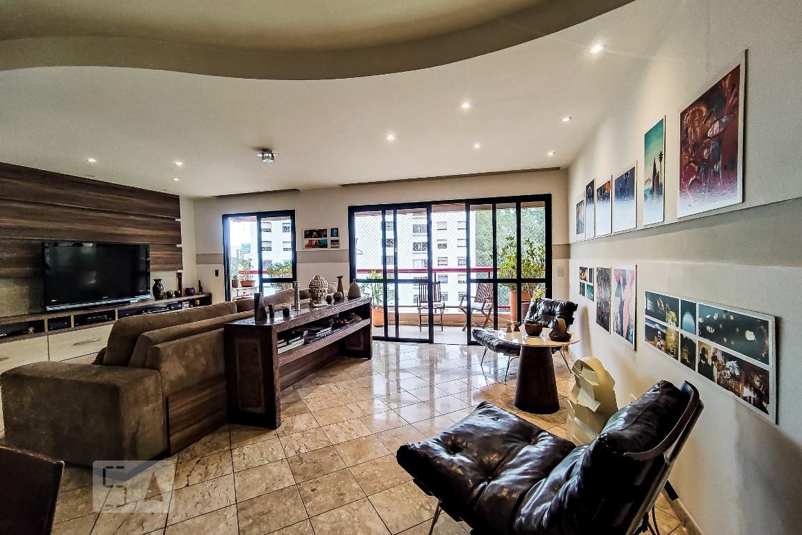 Apartamento, 3 quartos, 160 m² - Foto 1