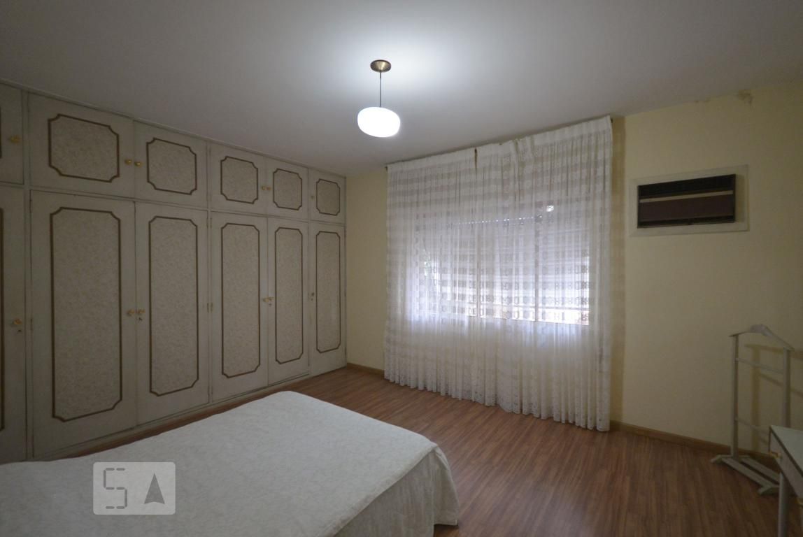 Casa, 3 quartos, 300 m² - Foto 14