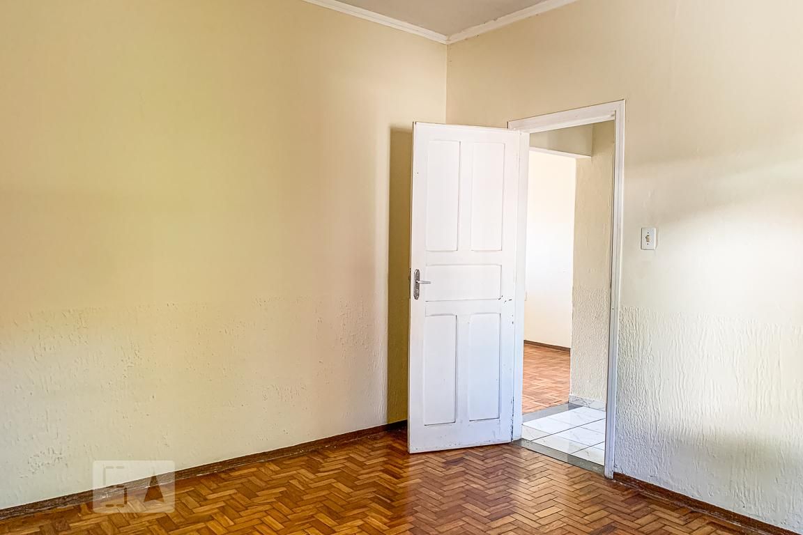 Casa à Venda - Jardim Flamboyant, 2 Quartos,  60 m2 em , Campinas - sp | SoloBR