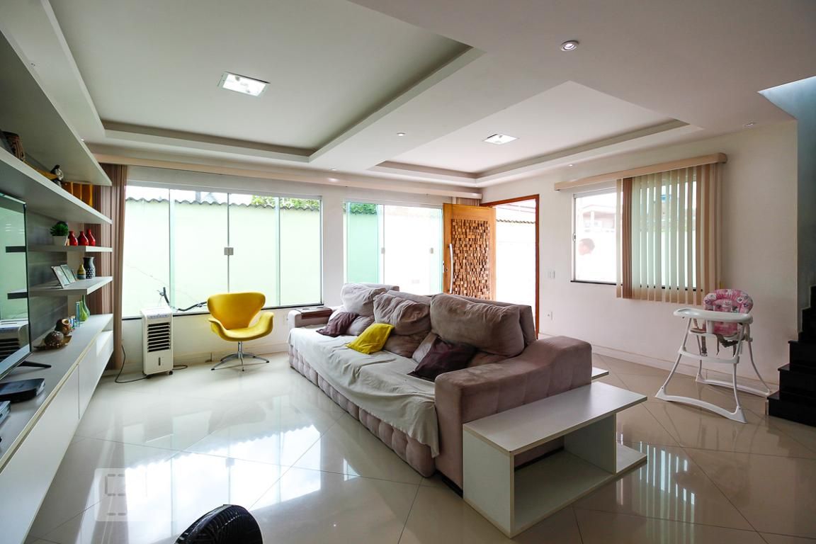 Casa, 3 quartos, 220 m² - Foto 3